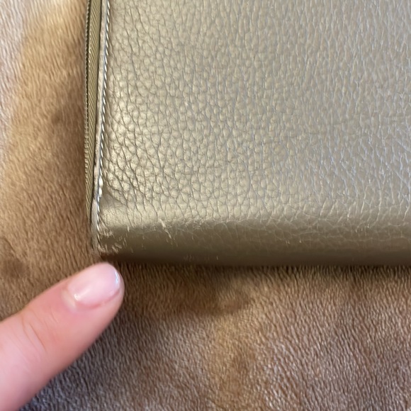 Celine butter soft zippy wallet made in Italy yellow inside pebbled leather - Picture 3 of 13